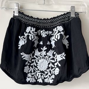 Free People 2Pc. Black Satin Embroidered Tube Top w/ Wide Leg Pant Small NWT